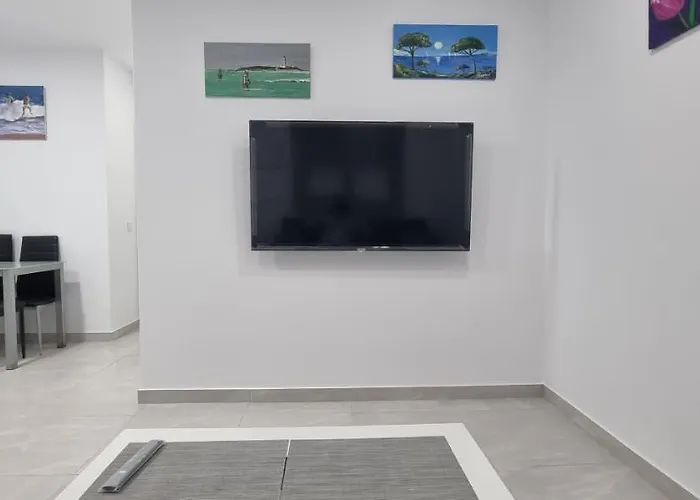 Apartamentos La Playa
